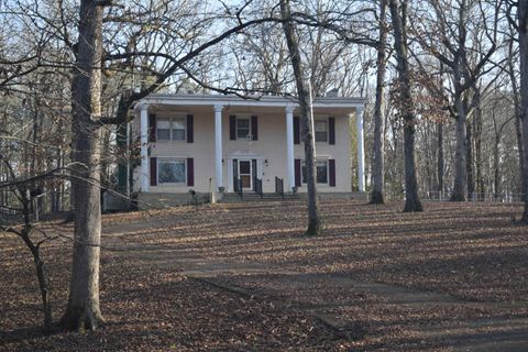 Photo of 101 BOB ST, Selmer, TN 38375 (MLS # 10212323)