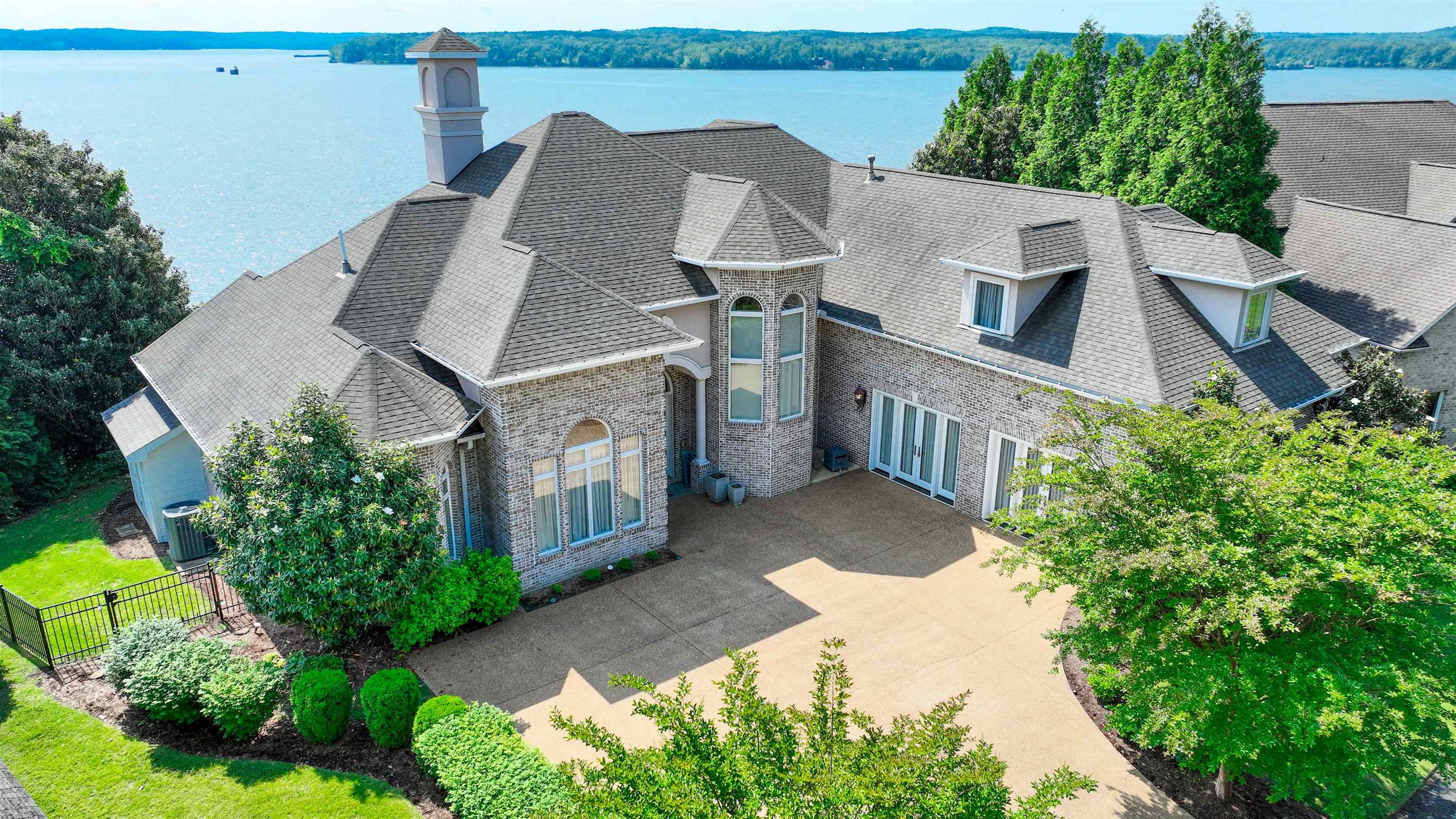 315 ANCHOR BAY PT