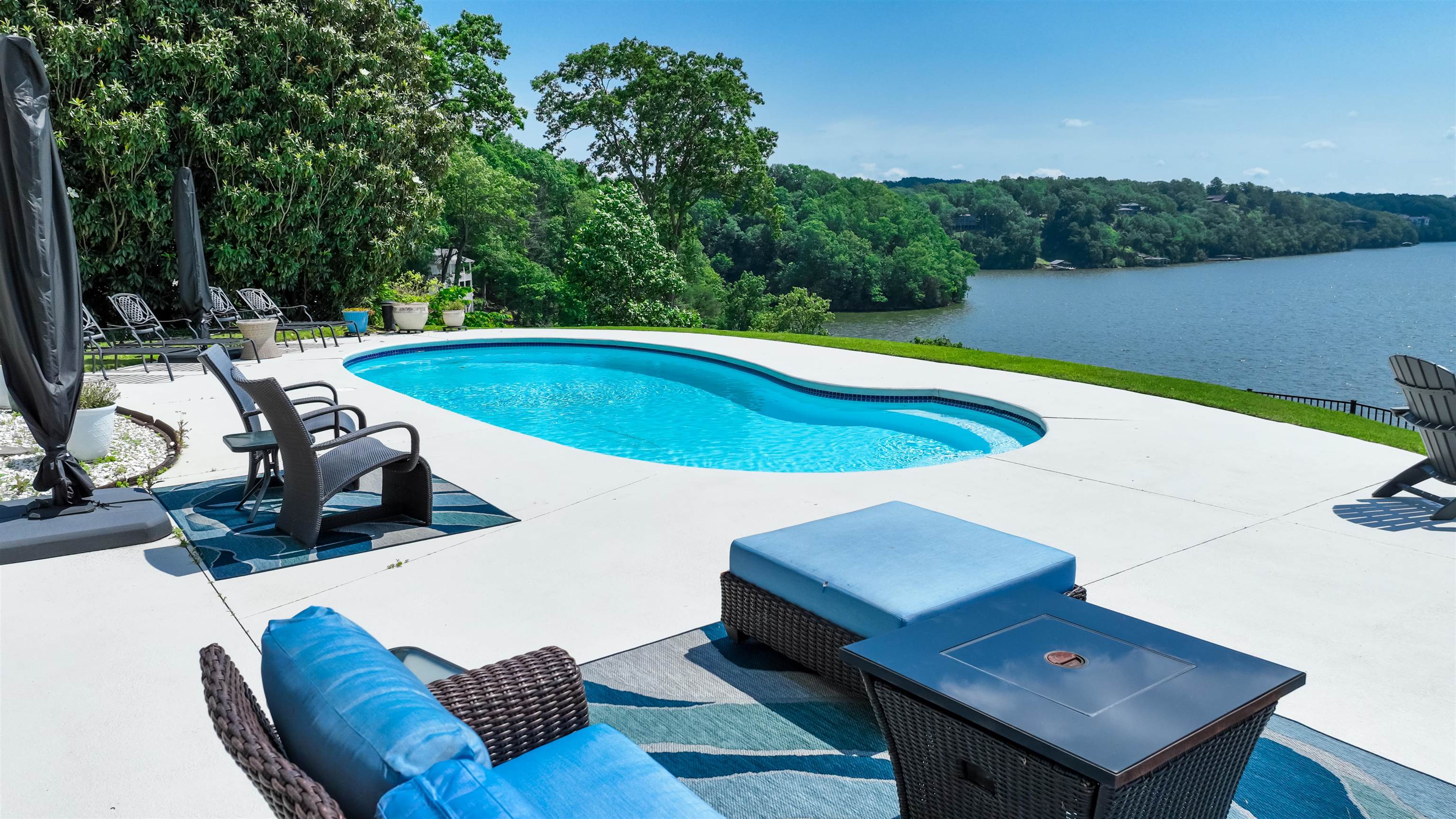 315 ANCHOR BAY PT
