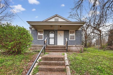Photo of 910 ANNIE ST, Memphis, TN 38107 (MLS # 10216413)