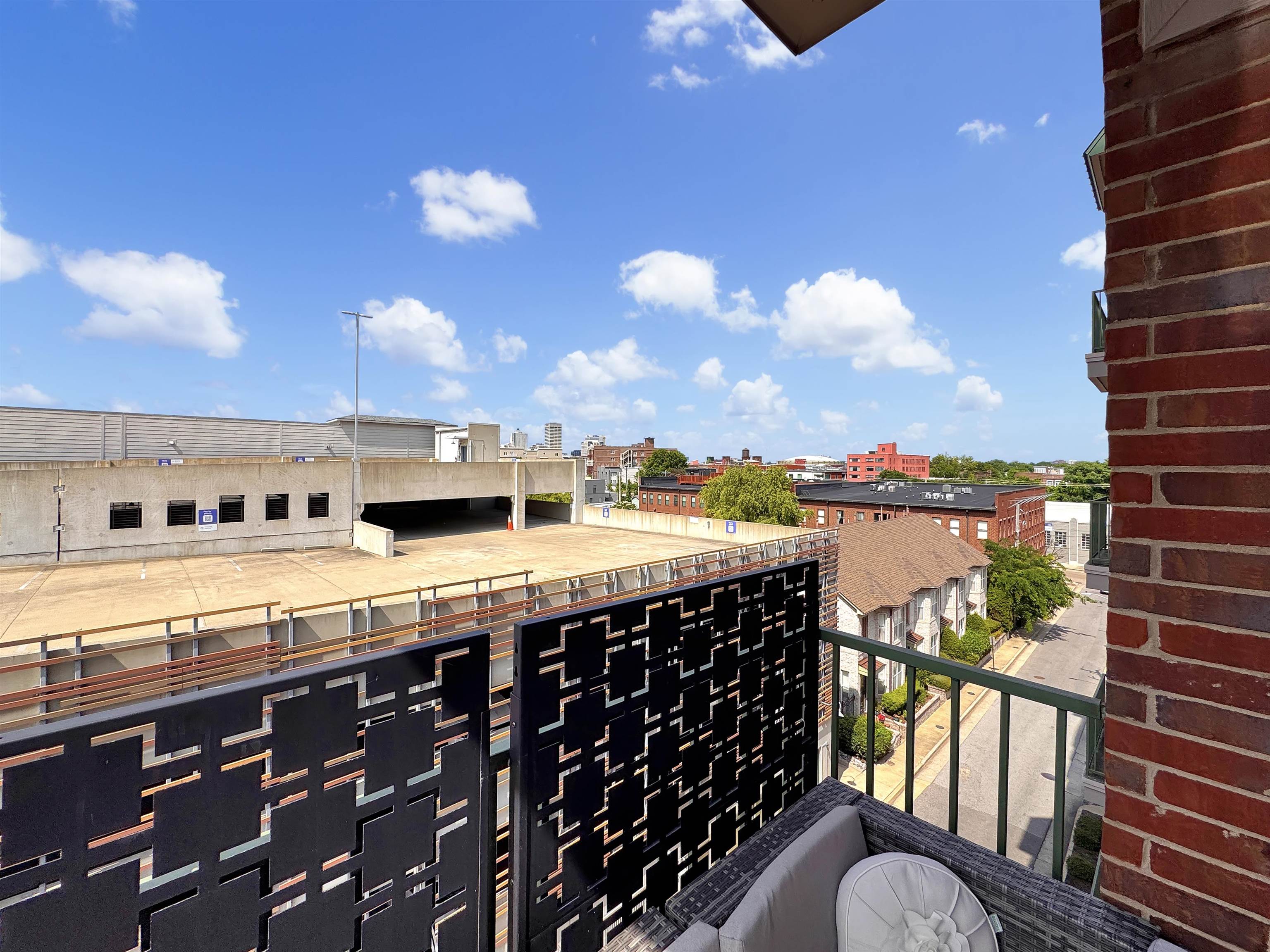 Memphis, Tennessee 38103, United States, 3 Bedrooms Bedrooms, ,3 BathroomsBathrooms,Residential,Active,150277