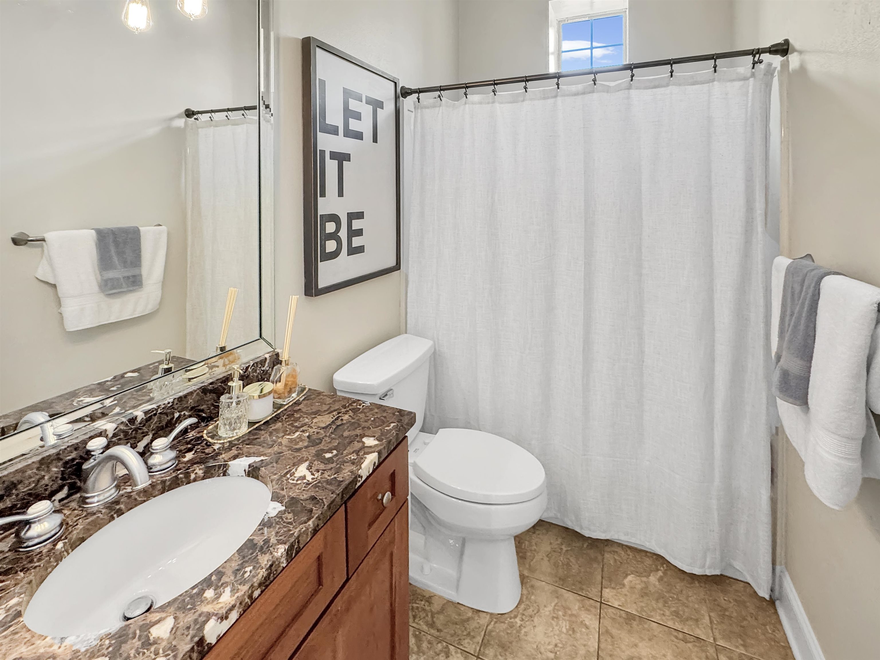 Memphis, Tennessee 38103, United States, 3 Bedrooms Bedrooms, ,3 BathroomsBathrooms,Residential,Active,150277