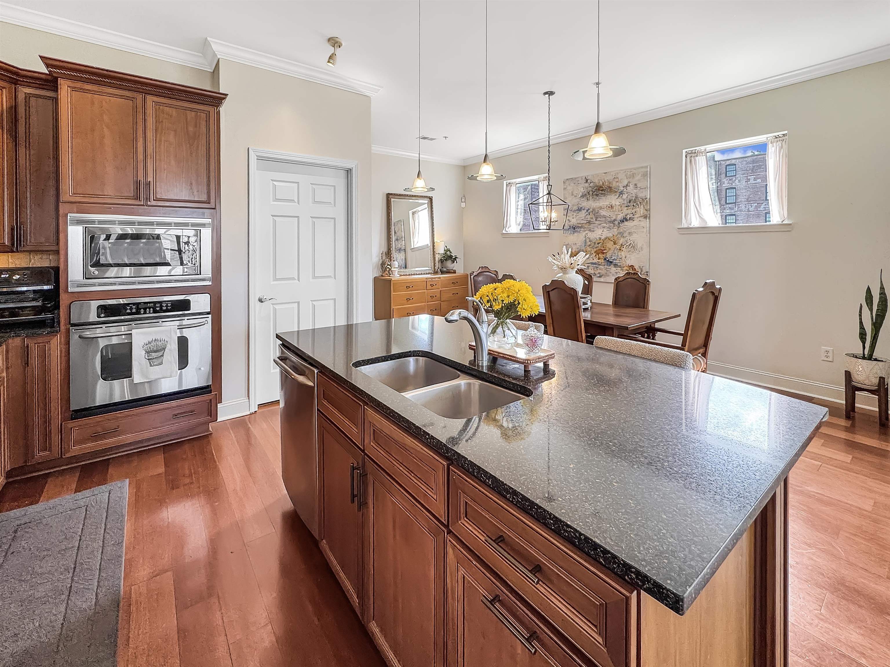 Memphis, Tennessee 38103, United States, 3 Bedrooms Bedrooms, ,3 BathroomsBathrooms,Residential,Active,150277