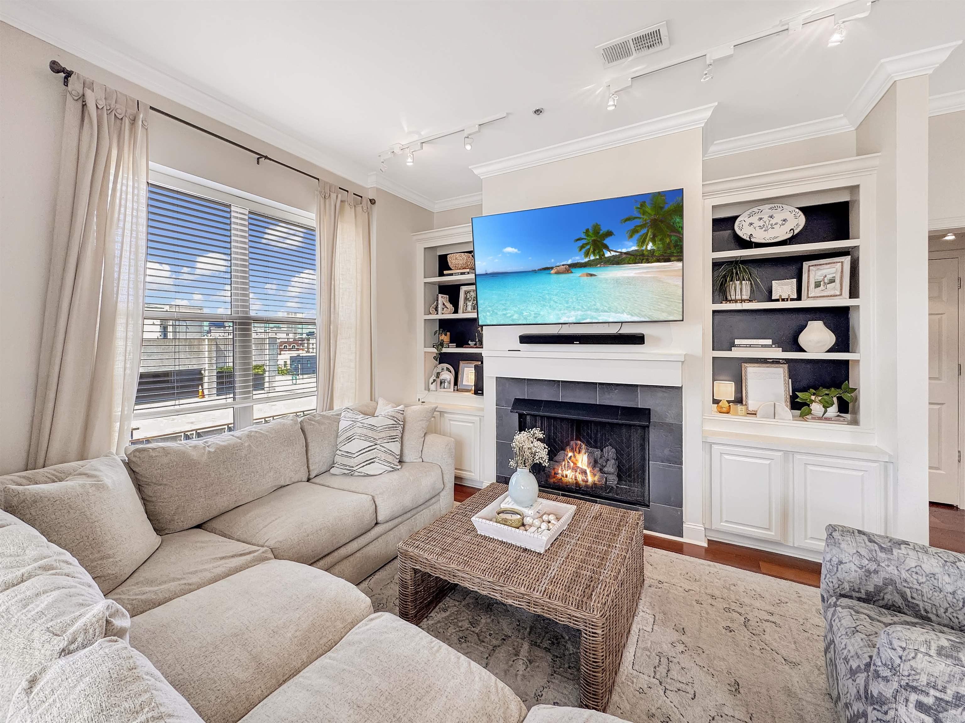 Memphis, Tennessee 38103, United States, 3 Bedrooms Bedrooms, ,3 BathroomsBathrooms,Residential,Active,150277