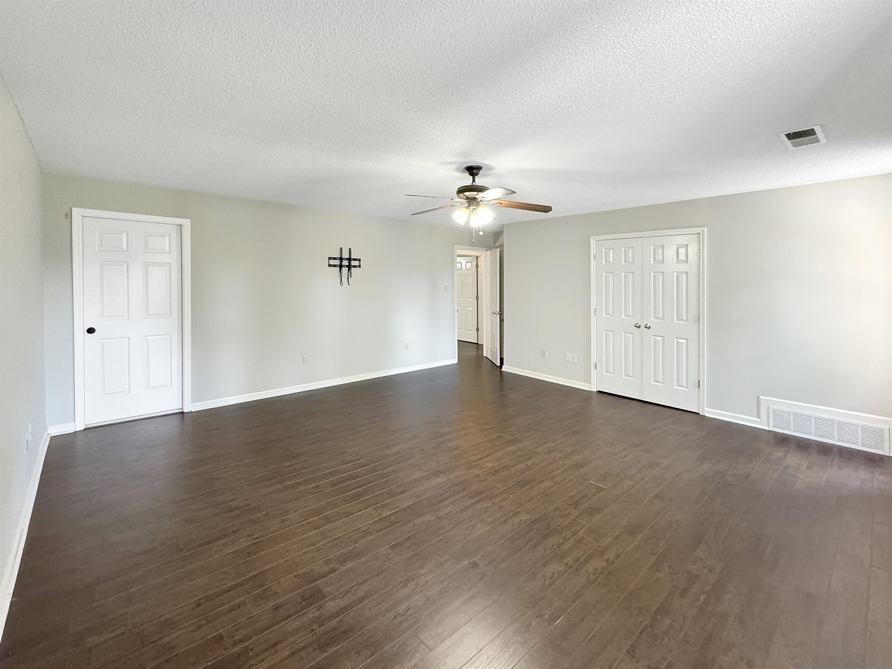 Bartlett, Tennessee 38002, United States, 5 Bedrooms Bedrooms, ,4 BathroomsBathrooms,Residential,Active,23524