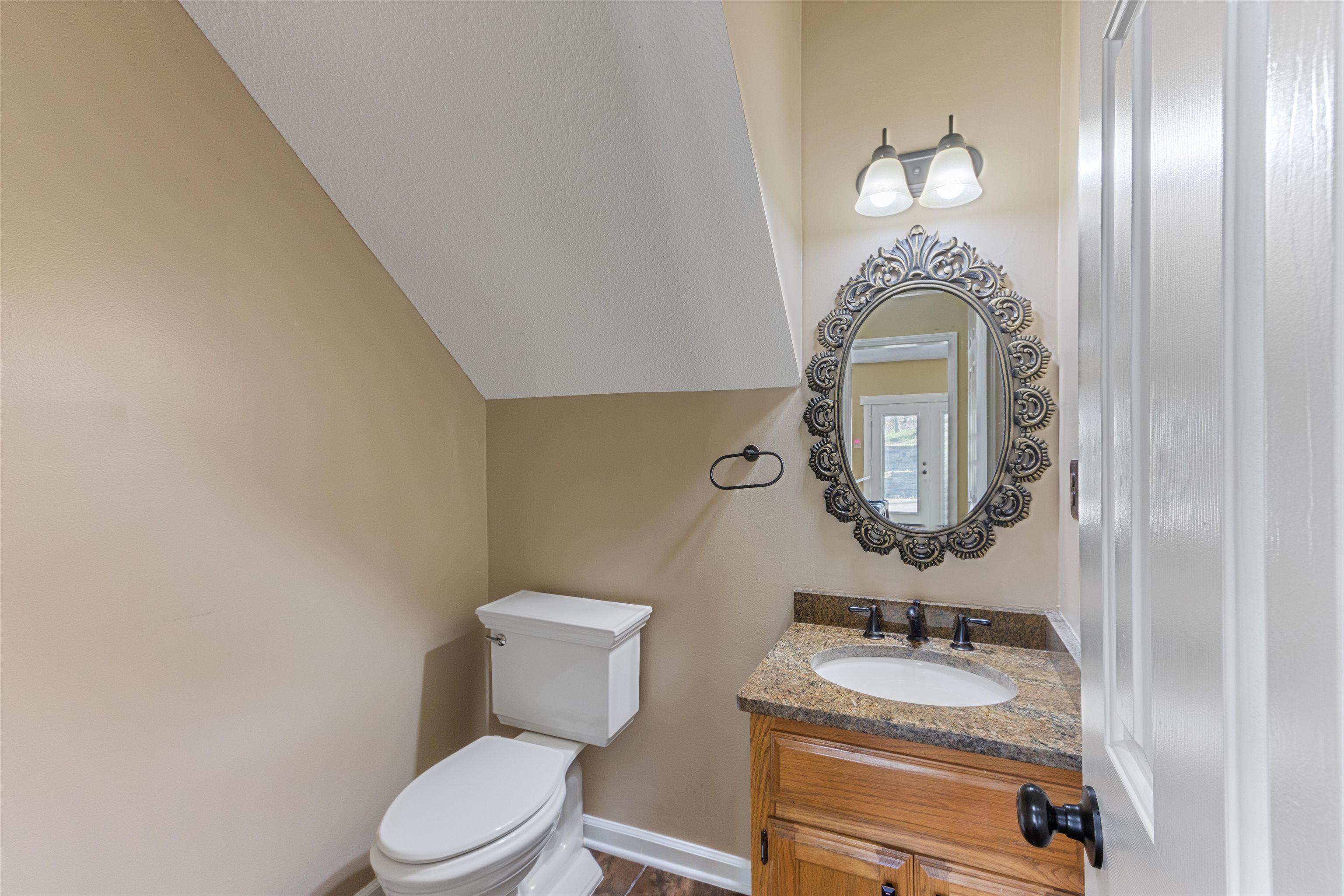 Bartlett, Tennessee 38002, United States, 5 Bedrooms Bedrooms, ,4 BathroomsBathrooms,Residential,Active,23524