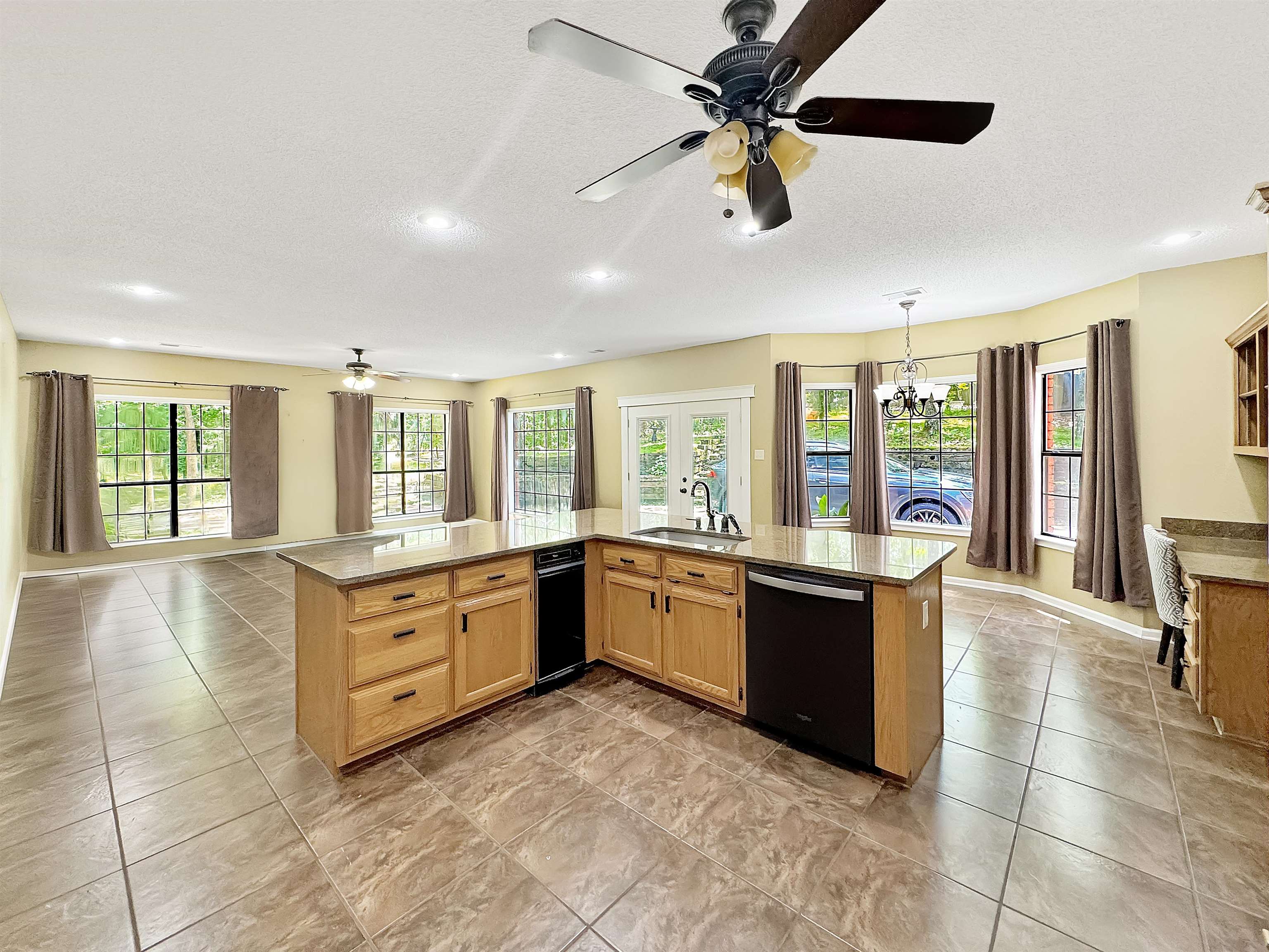 Bartlett, Tennessee 38002, United States, 5 Bedrooms Bedrooms, ,4 BathroomsBathrooms,Residential,Active,23524