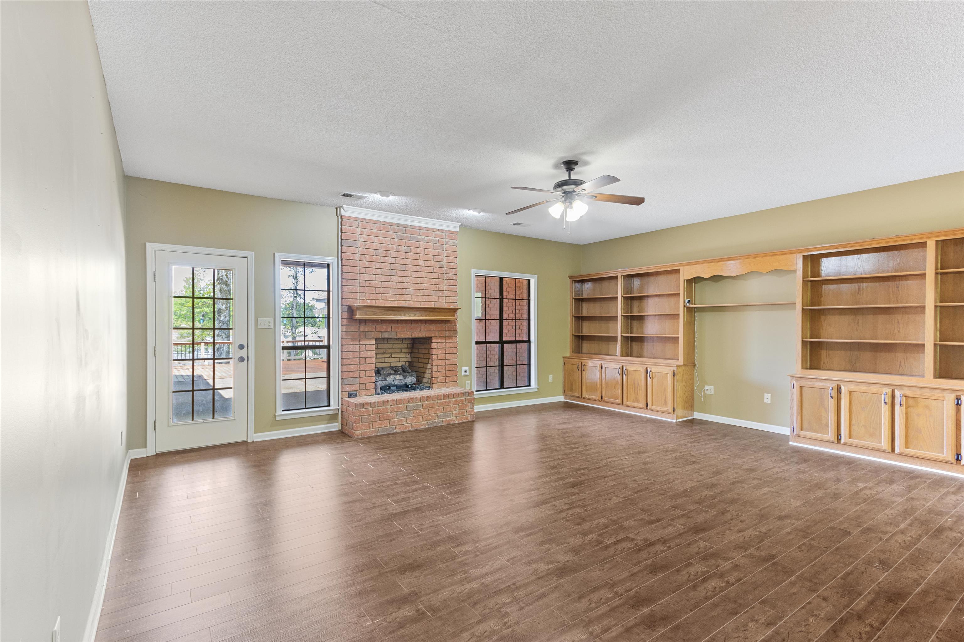 Bartlett, Tennessee 38002, United States, 5 Bedrooms Bedrooms, ,4 BathroomsBathrooms,Residential,Active,23524