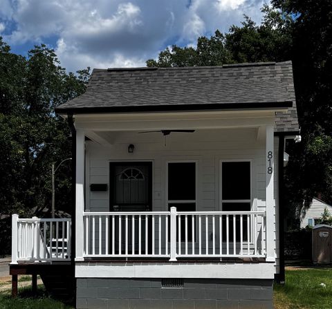 Photo of 818 SEMMES ST, Memphis, TN 38111 (MLS # 10211863)