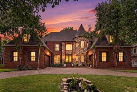 Photo of 649 RIDGE SPRINGS RD, Collierville, TN 38017 (MLS # 10230864)