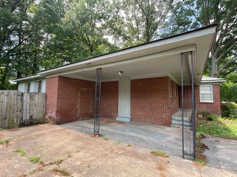 Single Family Residence in Memphis TN 1735 MACAULAY AVE 1.jpg