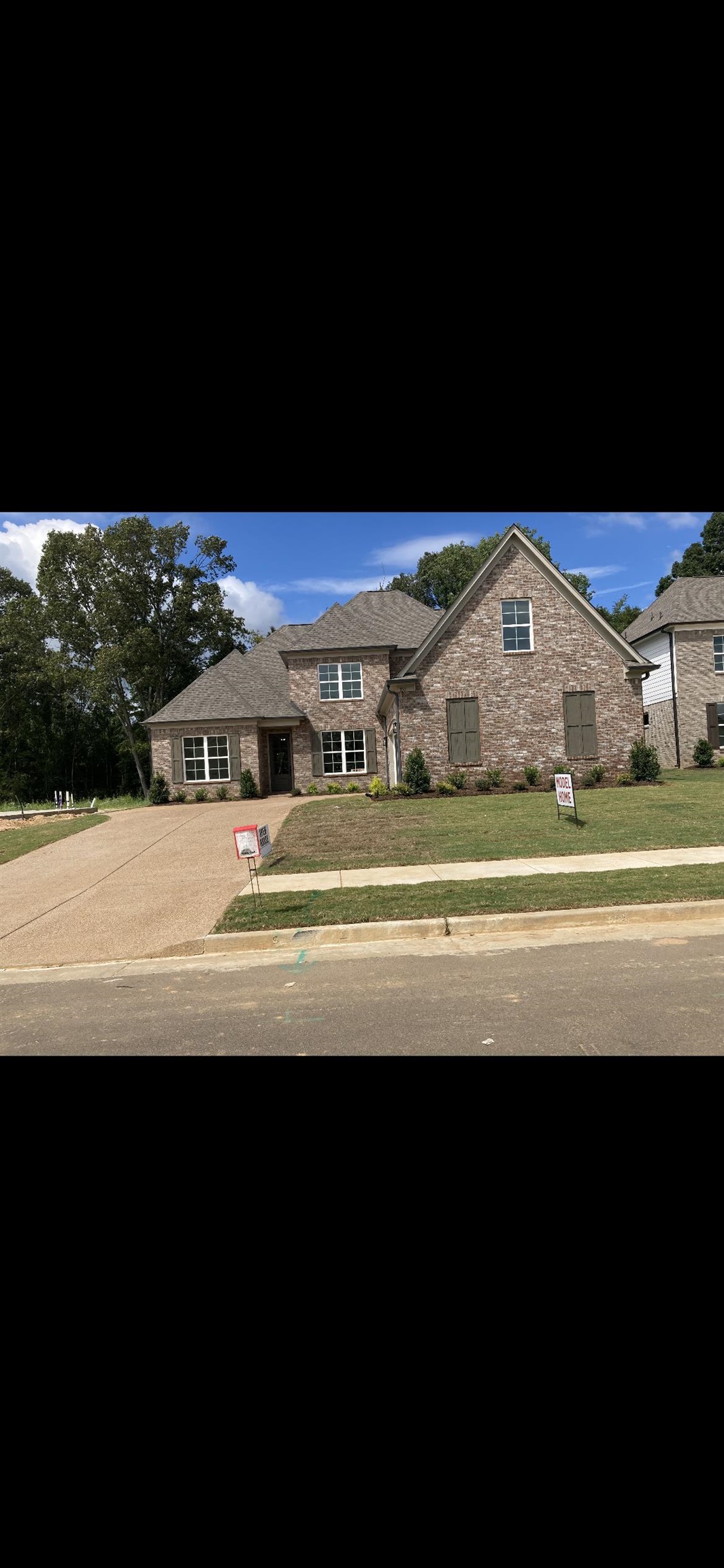 Photo 1 of 2 of 100 VALLEYVIEW LN house