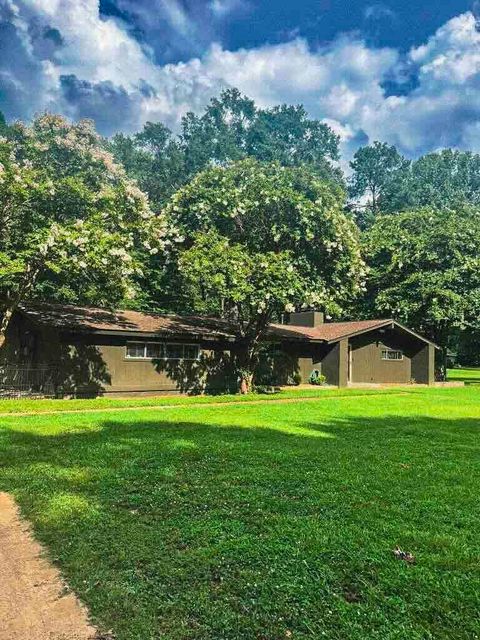 Photo of 2578 ELMORE PARK RD, Bartlett, TN 38134 (MLS # 10208984)