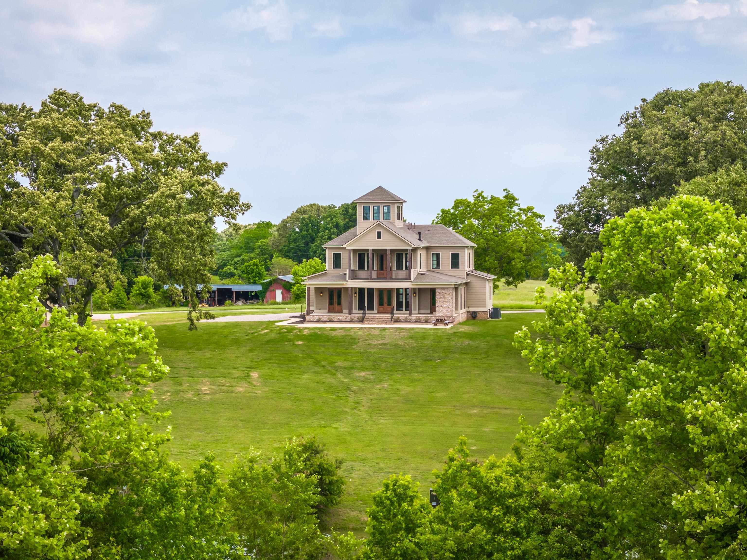 Somerville, Tennessee, 38068, United States, 3 Bedrooms Bedrooms, ,3 BathroomsBathrooms,Residential,Active,2013162