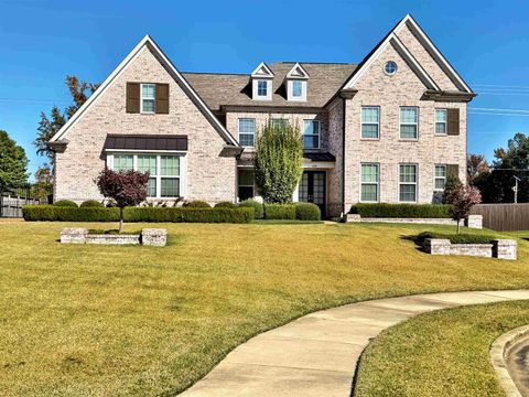 Photo of 408 TENDER OAKS LN N, Collierville, TN 38017 (MLS # 10209177)