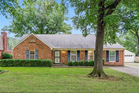Photo of 5544 HINTON AVE, Memphis, TN 38119 (MLS # 10222211)