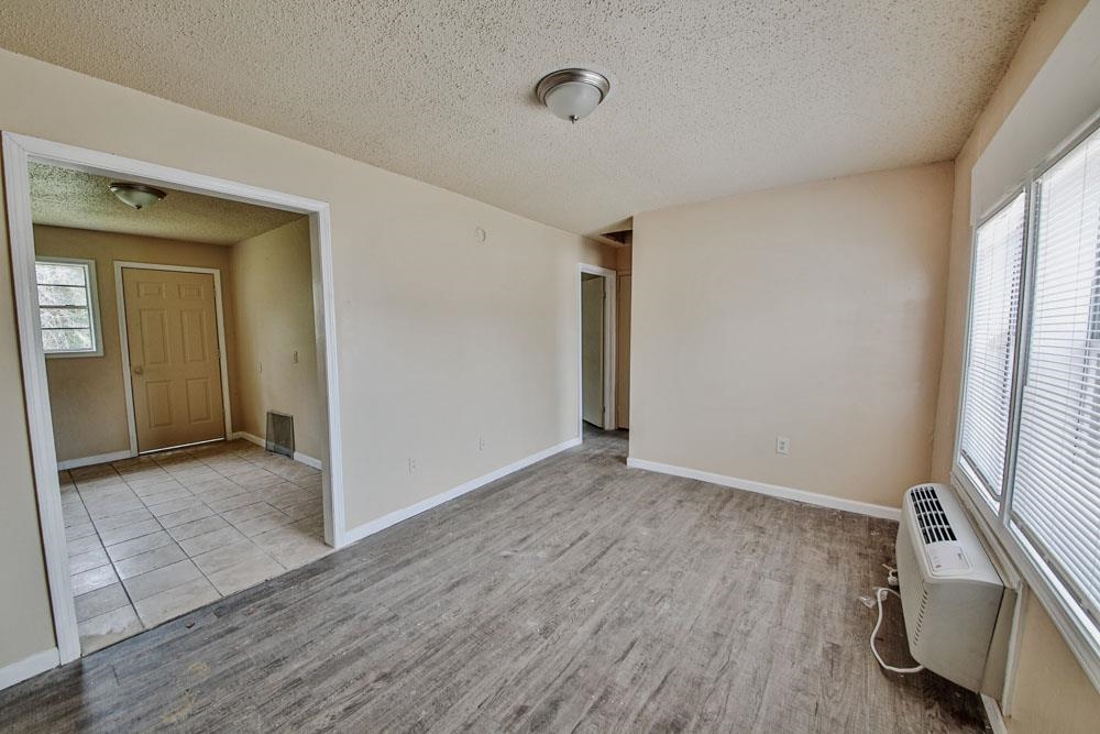 Memphis, Tennessee 38108, United States, 50 Bedrooms Bedrooms, ,Residential,Active,75003