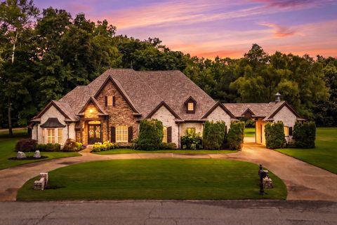 Photo of 150 RIDGECREST DR, Arlington, TN 38002 (MLS # 10222640)