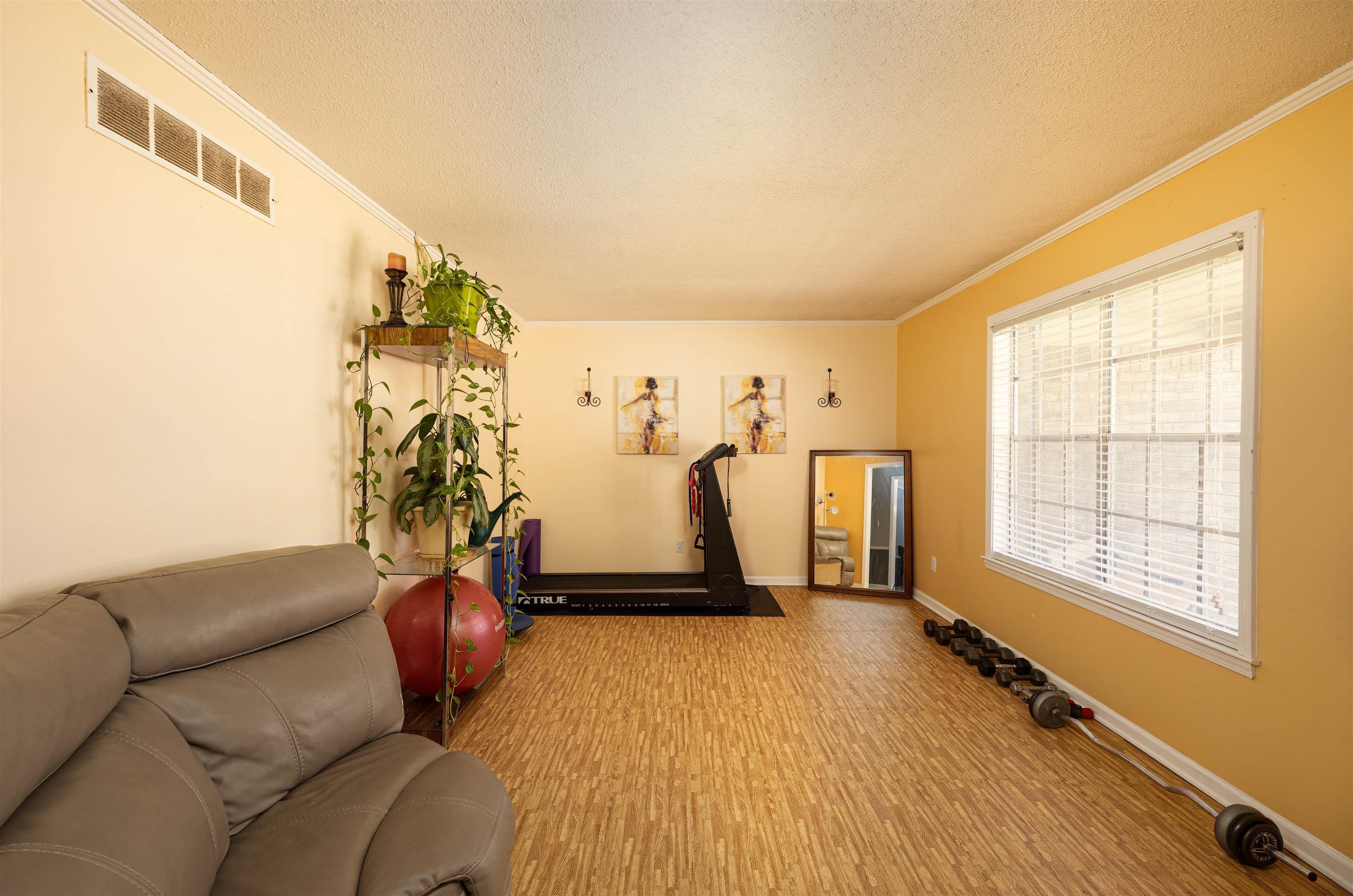 Photo 10 of 25 of 5163 BATTLE CREEK DR townhome