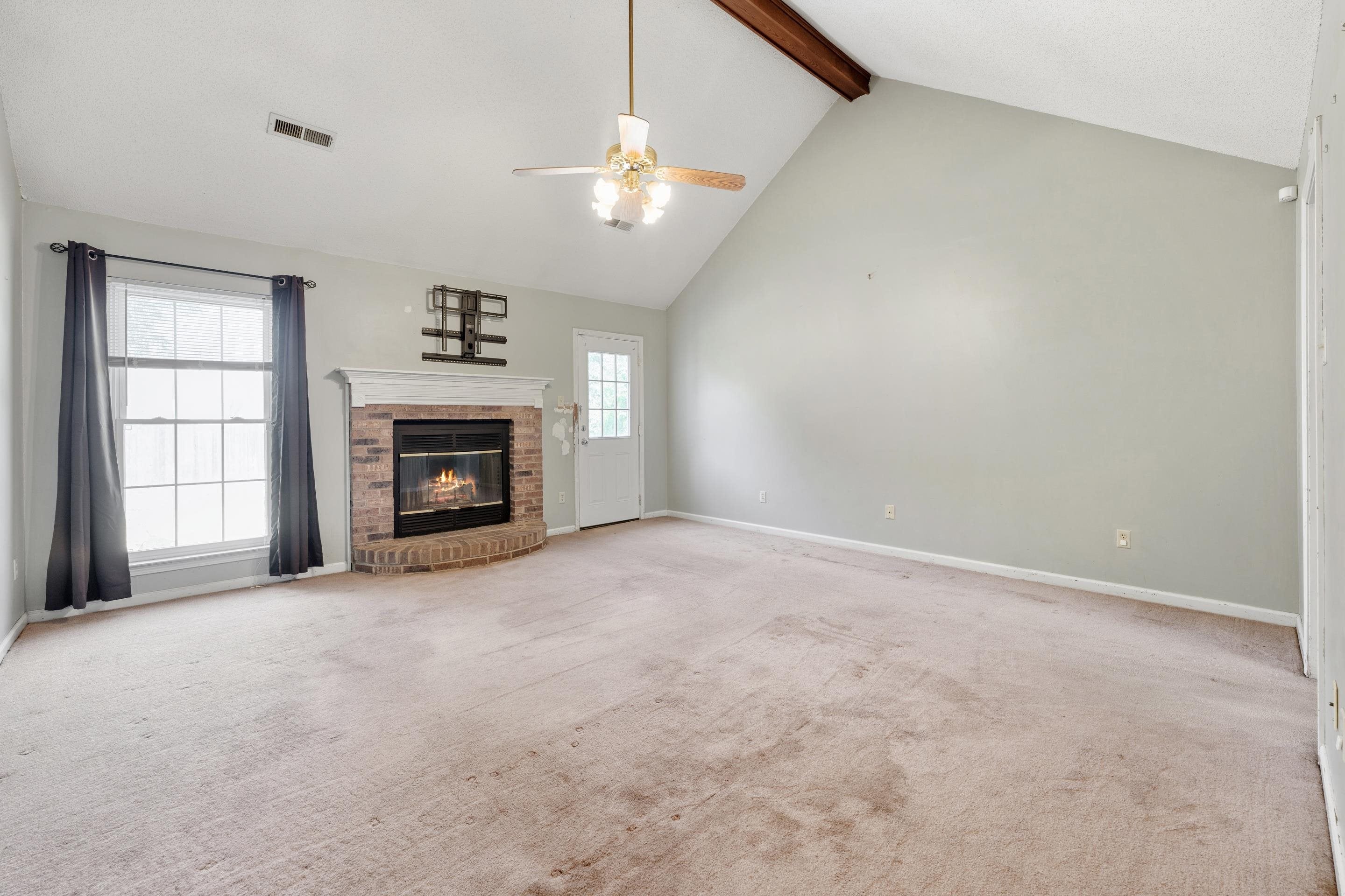 2621 SUNBURY CIR