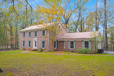 Photo of 1108 PEARL ST ST, Iuka, MS 38852 (MLS # 10224647)