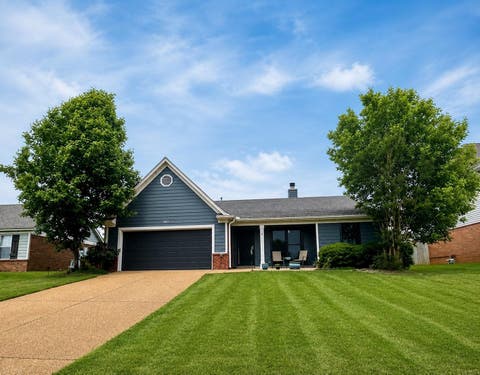 Photo of 75 OAK CREST DR, Oakland, TN 38060 (MLS # 10221785)