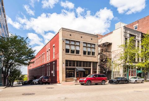 Photo of 50 GAYOSO AVE 306 #306, Memphis, TN 38103 (MLS # 10209322)