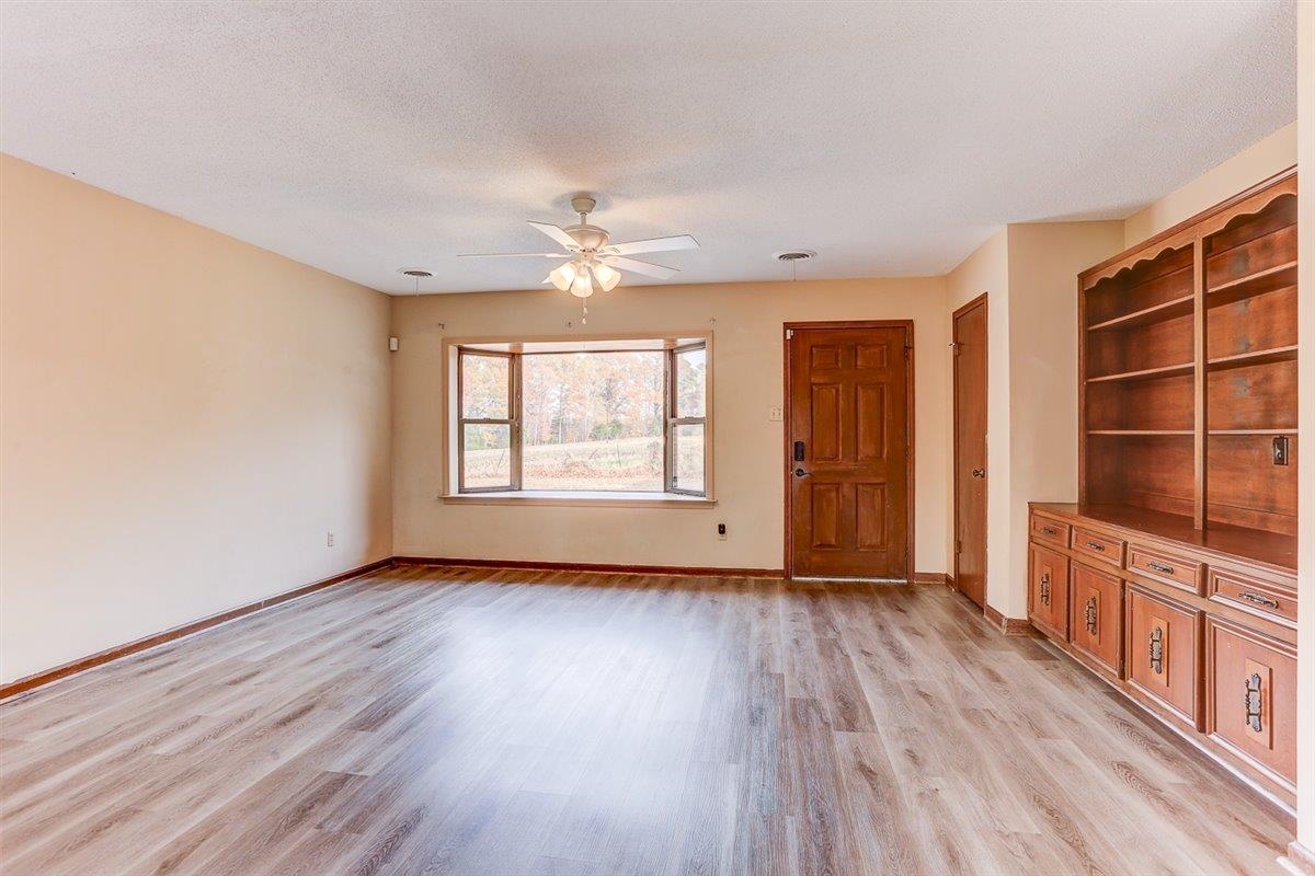 Brighton, Tennessee 38011, United States, 4 Bedrooms Bedrooms, ,2 BathroomsBathrooms,Residential,Active,247890