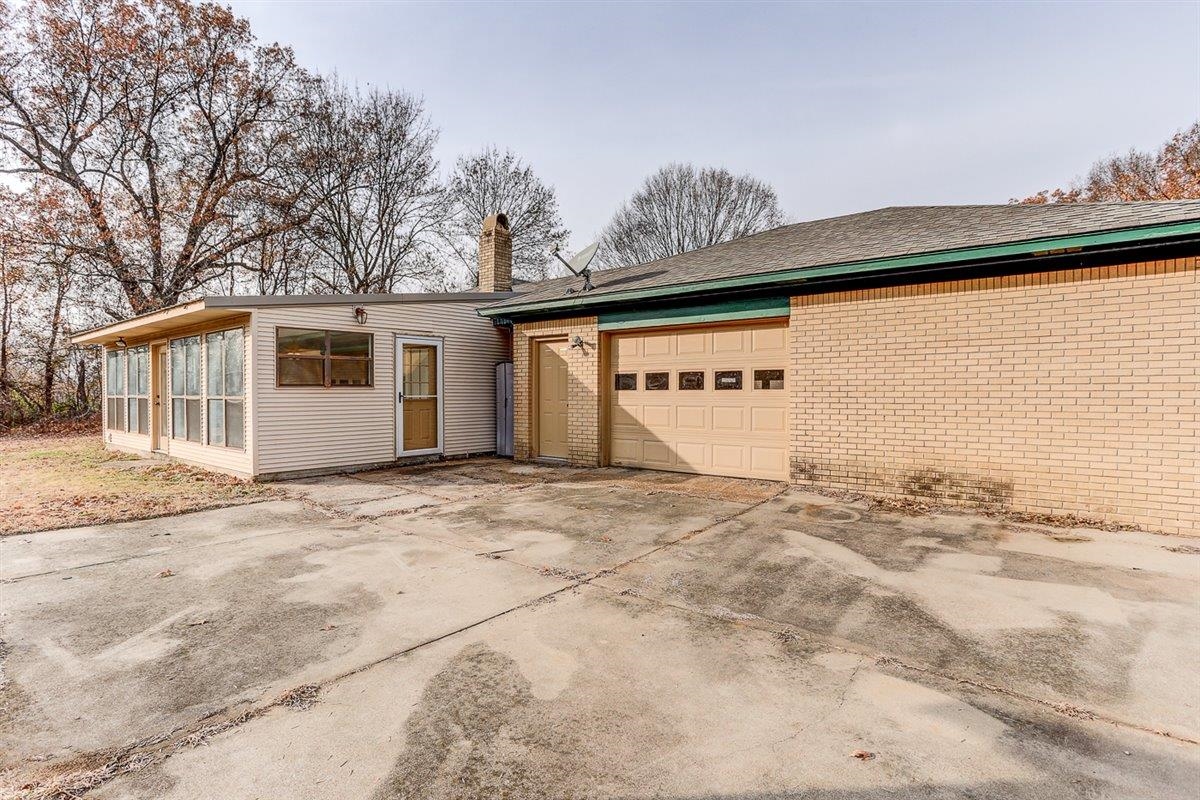 Brighton, Tennessee 38011, United States, 4 Bedrooms Bedrooms, ,2 BathroomsBathrooms,Residential,Active,247890