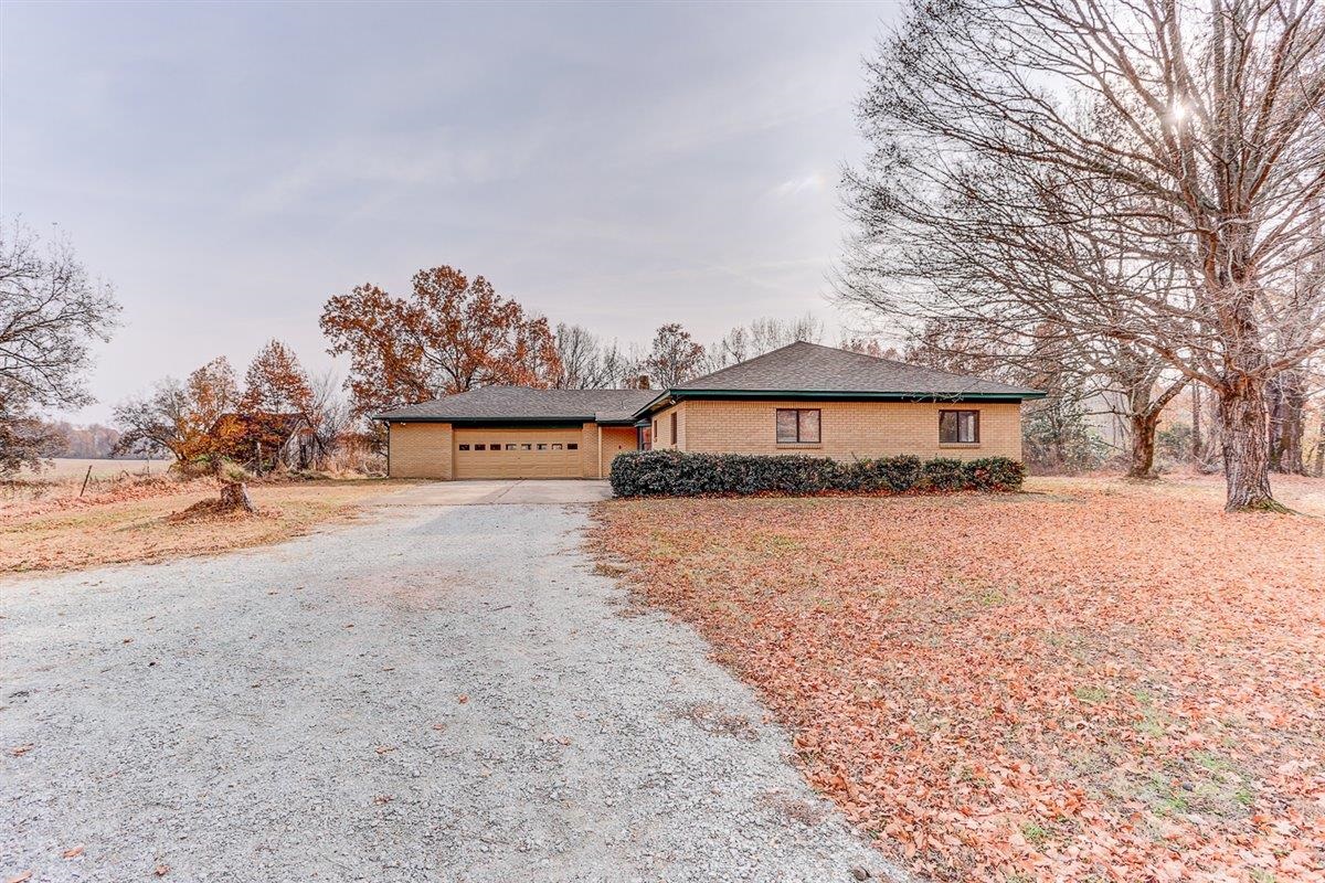 Brighton, Tennessee 38011, United States, 4 Bedrooms Bedrooms, ,2 BathroomsBathrooms,Residential,Active,247890