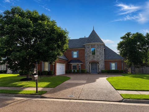 Photo of 2339 MEVERETT LN, Cordova, TN 38016 (MLS # 10224439)