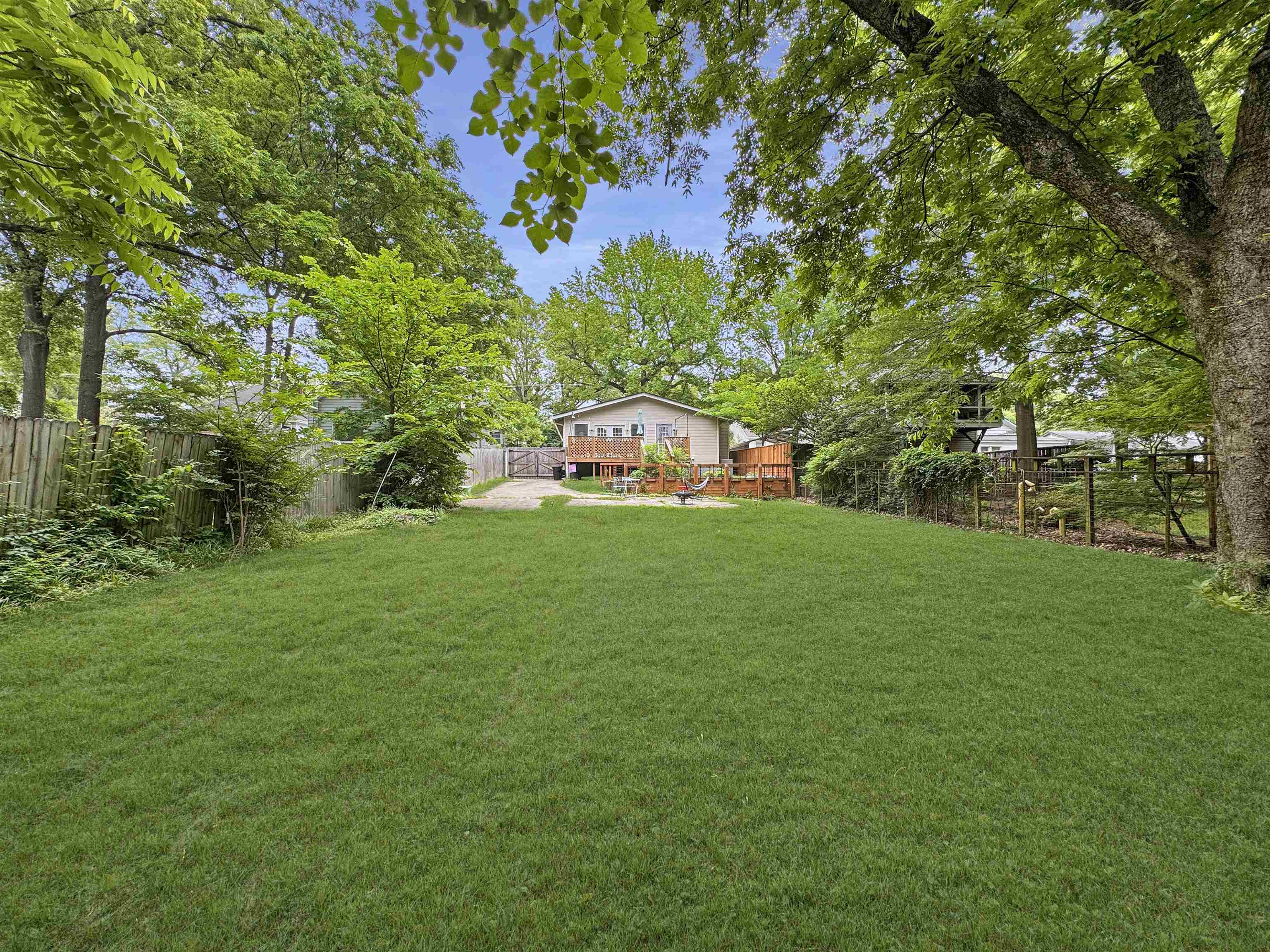 Memphis, Tennessee 38111, United States, 3 Bedrooms Bedrooms, ,3 BathroomsBathrooms,Residential,Active,220603