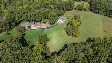 Photo of 11378 MONTEREY RD, Eads, TN 38028 (MLS # 10207478)