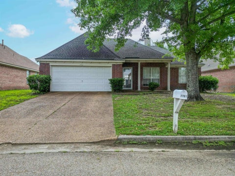Photo of 7761 ROXSHIRE CV, Memphis, TN 38125 (MLS # 10224326)