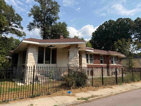 Photo of 540 HAWTHORNE ST, Memphis, TN 38112 (MLS # 10229124)