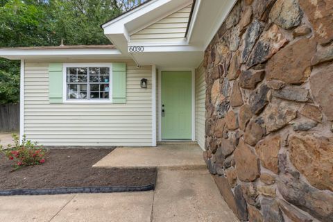 Photo of 6030 MINGLE DR, Memphis, TN 38115 (MLS # 10203118)