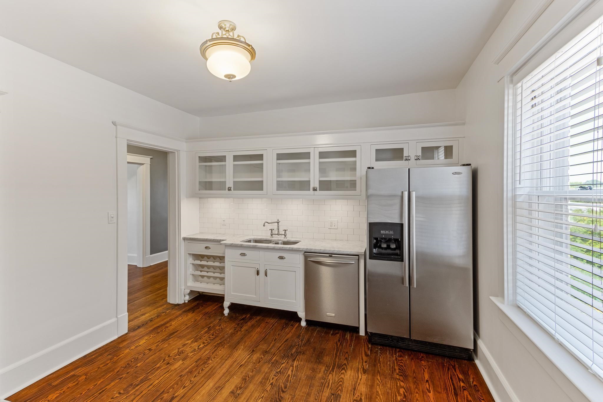 Memphis, Tennessee 38105, United States, 3 Bedrooms Bedrooms, ,2 BathroomsBathrooms,Residential,Active,84380