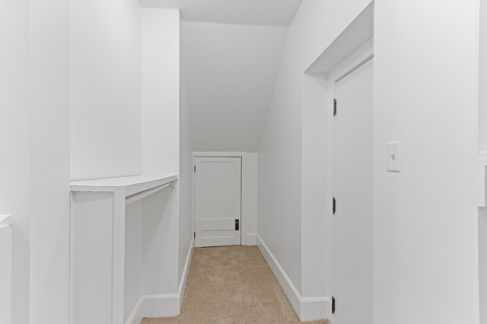 Memphis, Tennessee 38105, United States, 3 Bedrooms Bedrooms, ,2 BathroomsBathrooms,Residential,Active,84380