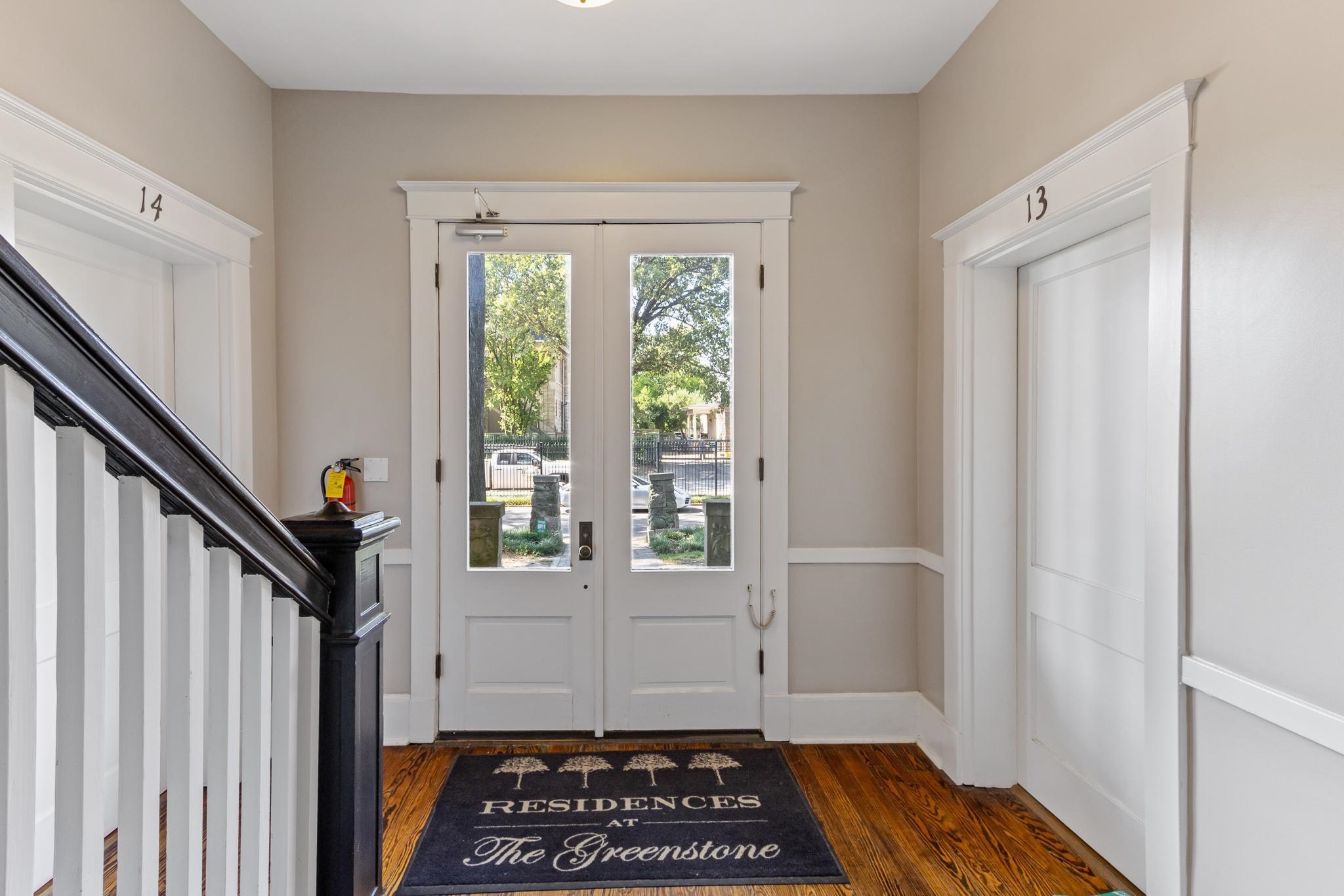 Memphis, Tennessee 38105, United States, 3 Bedrooms Bedrooms, ,2 BathroomsBathrooms,Residential,Active,84380