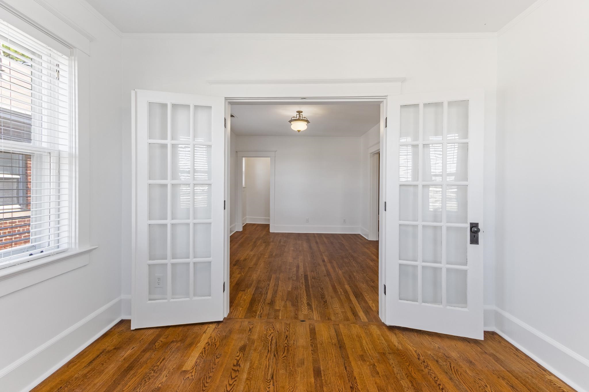 Memphis, Tennessee 38105, United States, 3 Bedrooms Bedrooms, ,2 BathroomsBathrooms,Residential,Active,84380