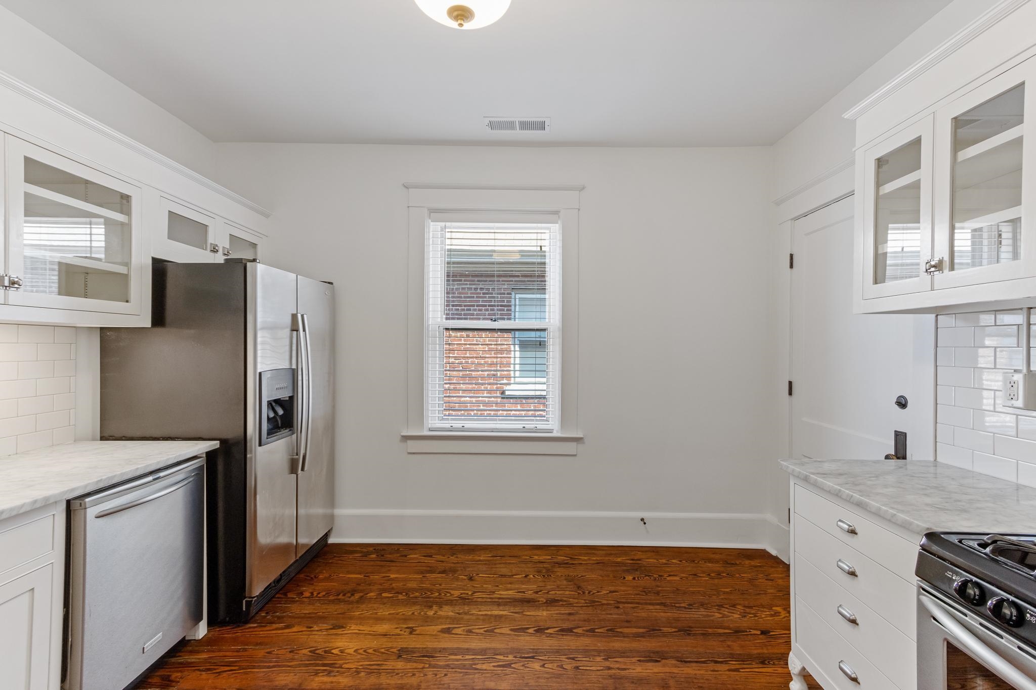 Memphis, Tennessee 38105, United States, 3 Bedrooms Bedrooms, ,2 BathroomsBathrooms,Residential,Active,84380