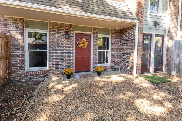 697 S BELVEDERE BLVD, MEMPHIS, TN 38104 - Image 5d848e5061dec187b8cc18b1fc9be65e/392904562