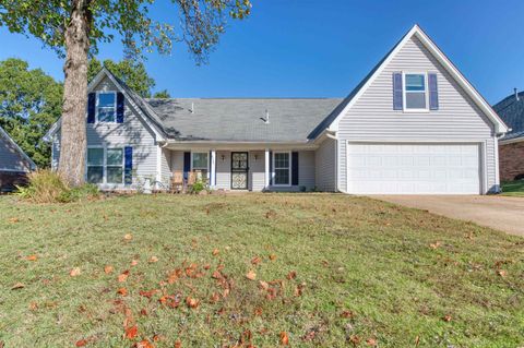 Photo of 6348 EASTBRIER DR, Bartlett, TN 38135 (MLS # 10208479)