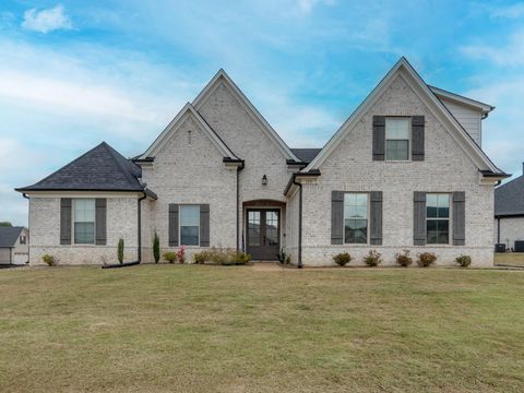 Photo of 155 MISTY RIDGE LOOP, Oakland, TN 38060 (MLS # 10209331)