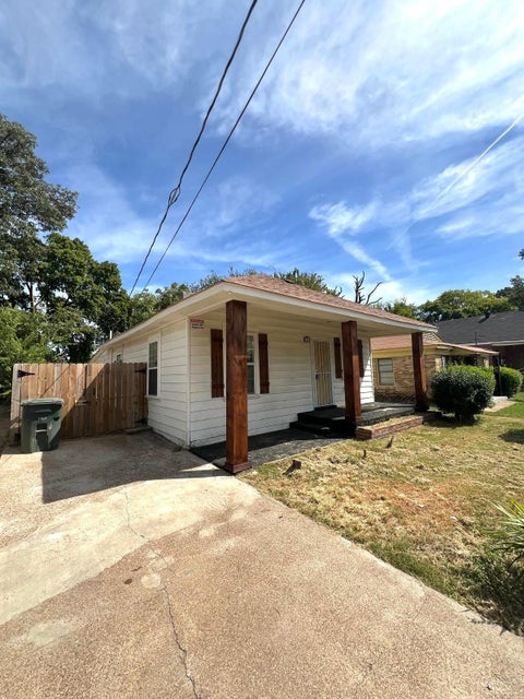 Photo of 2272 HUBBARD DR, Memphis, TN 38108 (MLS # 10225038)