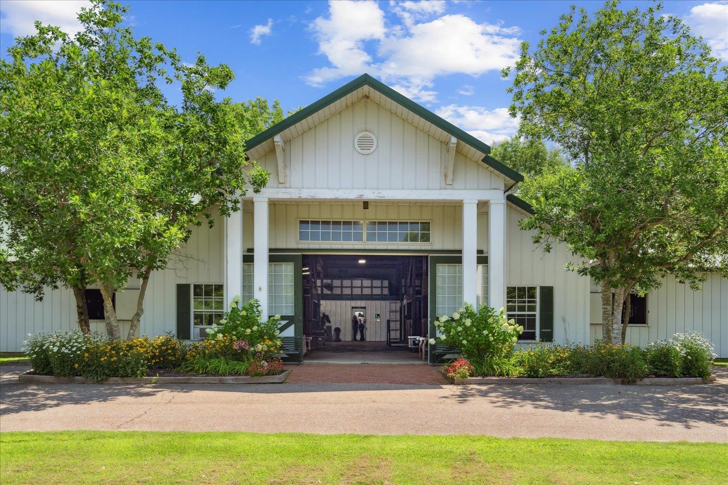 450 N REID-HOOKER RD