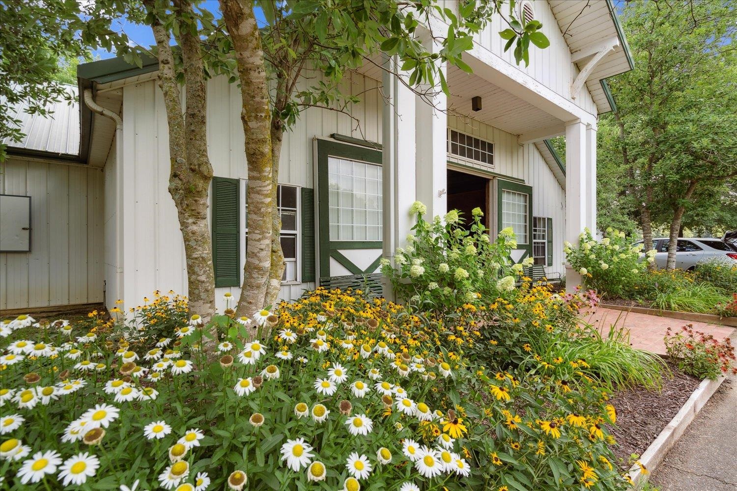 450 N REID-HOOKER RD