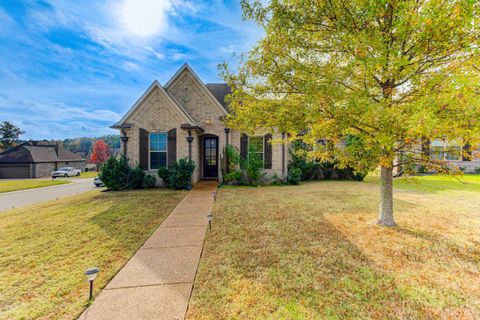 Photo of 9245 PINKERTON LN, Cordova, TN 38016 (MLS # 10209358)