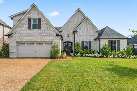 Photo of 215 LAUREL WOOD LN, Oakland, TN 38060 (MLS # 10226457)