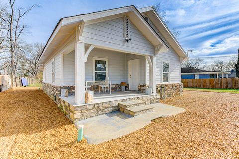 1192 N HIGHLAND ST Memphis TN 38122